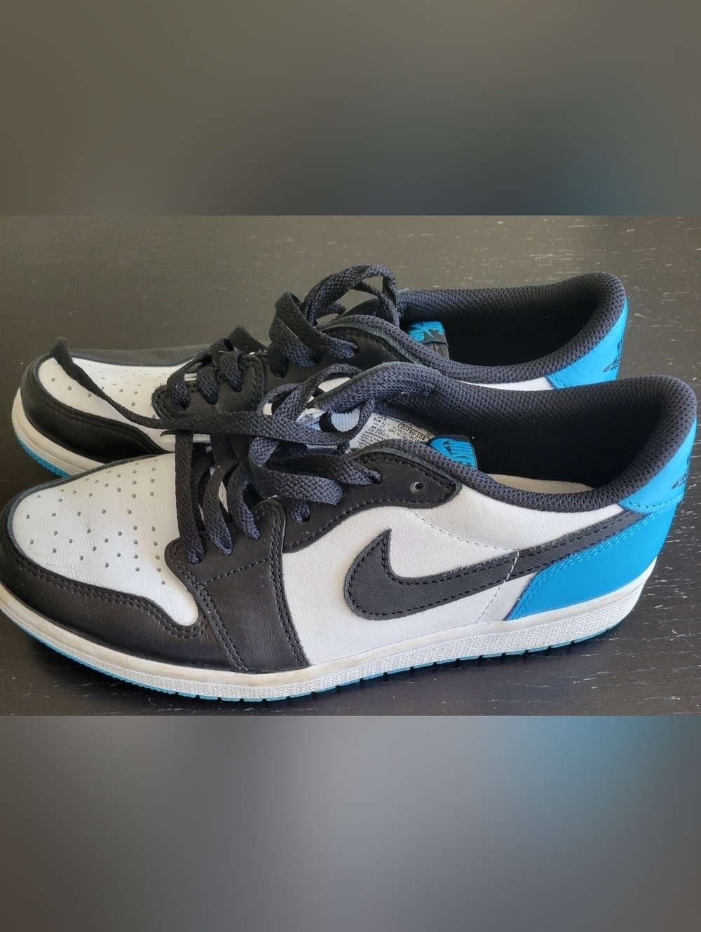Air Jordan 1 Retro Low OG UNC White Powder Blue GS Men's Size 9